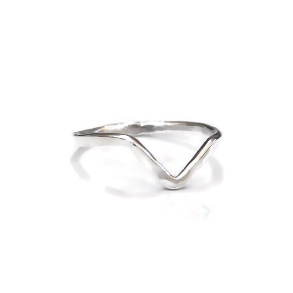 Cute 925 sterling silver textured v-shaped chevron midi knuckle or toe ring - Picture 5 of 9